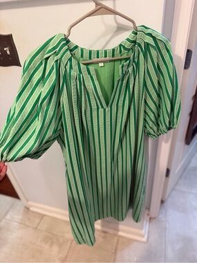 Striped Green Puff-Sleeve Women’s Top